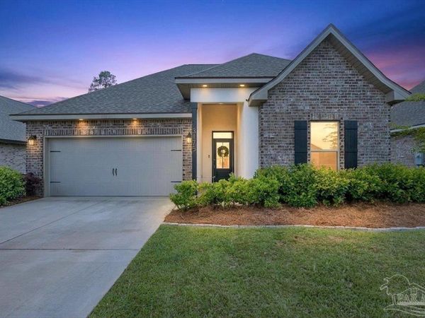 3175 Mountain Laurel Tr, Cantonment, FL 32533