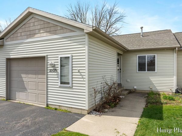 2925 Harmony Court, Wyoming, MI 49519