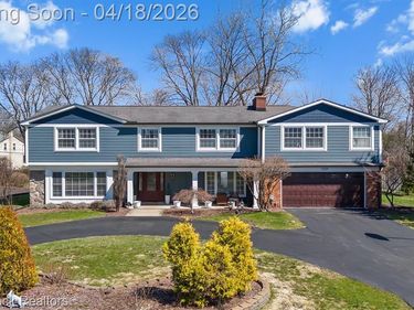 7359 Coach Lane, West Bloomfield Twp, MI 48322