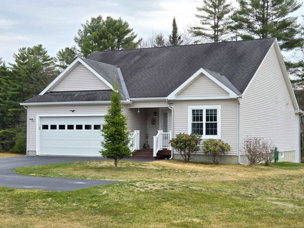 12 Mallard Drive, Canaan, NH 03741