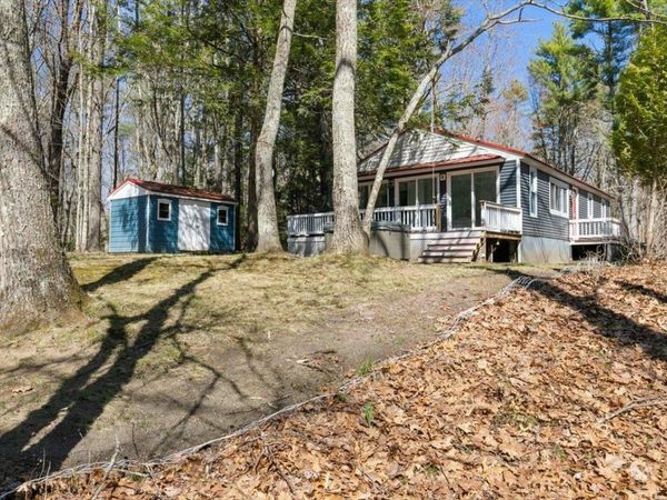 20 Owl Lane, Lee, NH 03861