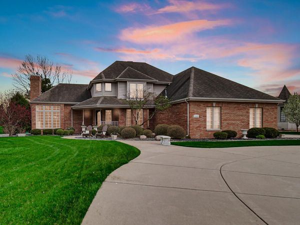 1149 Royal Dublin Lane, Dyer, IN 46311