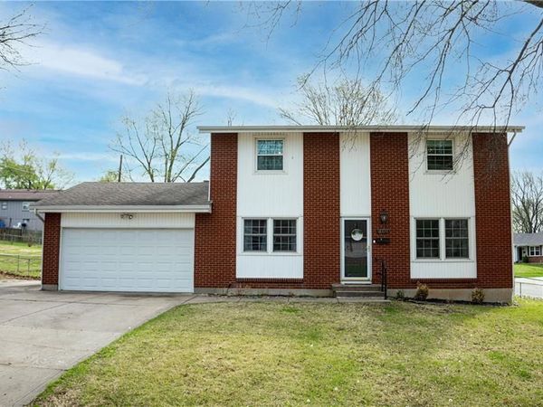 16828 E 31 Street, Independence, MO 64055