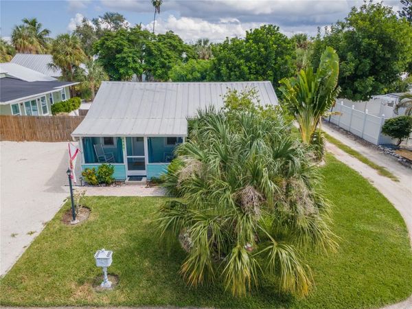6980 POINSETTA, LONGBOAT KEY, FL 34228
