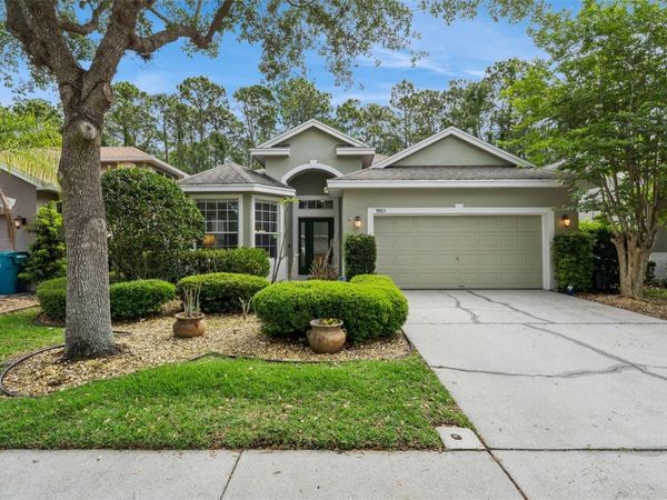 9885 LELAND DRIVE , ORLANDO, FL 32827