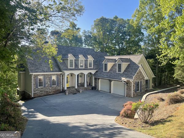 31 Rocky Circle NE, White, GA 30184