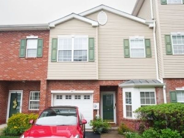 32 Windsor Dr, Lincoln Park, NJ 07035