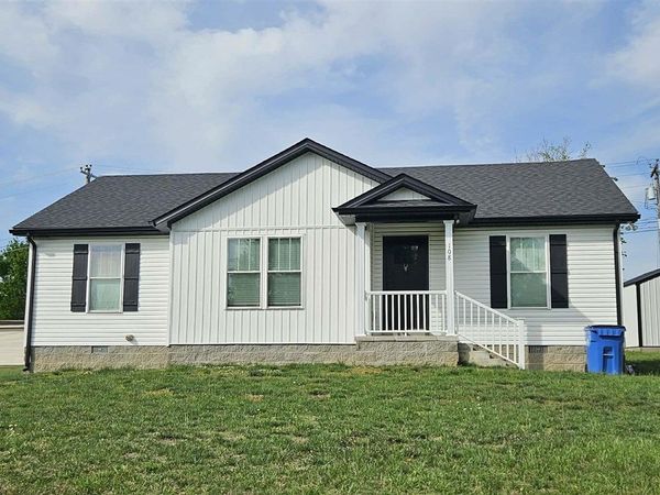 108 Village Circle, Glasgow, KY 42141