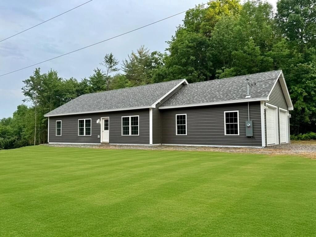 13 Glenview Drive, Sabattus, ME 04280 Main Photo