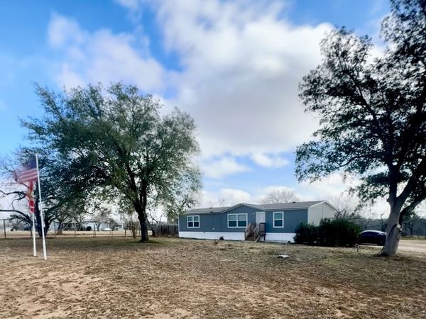 4858 Stanislaus, Adkins, TX 78101
