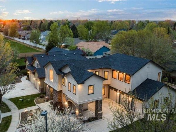 1896 E Meadow Creek Dr, Meridian, ID 83646