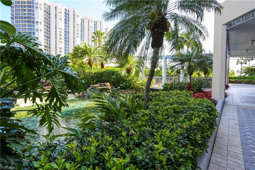 4041 Gulf Shore Blvd N, Unit 305, Naples, FL 34103 Photo