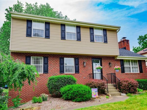 5037 Sunnyslope Dr , Gibsonia, PA 15044