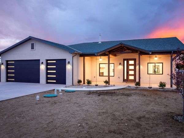 609 2nd Street NE, Rio Rancho, NM 87124