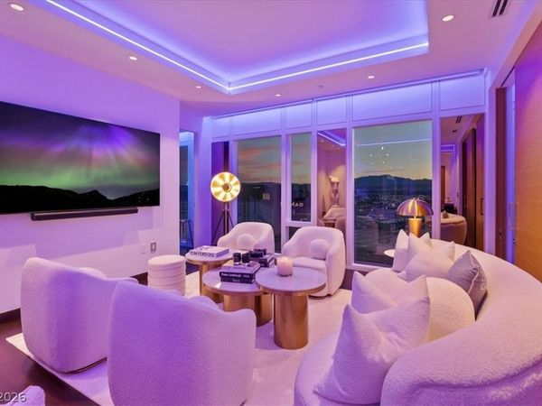 3750 Las Vegas Boulevard, Unit 2911, Las Vegas, NV 89158