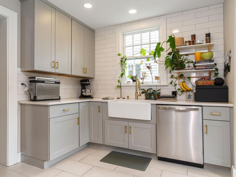 357 Fallis Road , Columbus, OH 43214 Photo 13