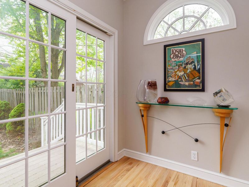 357 Fallis Road , Columbus, OH 43214 Photo 17