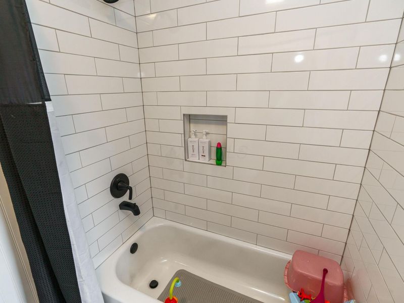 357 Fallis Road , Columbus, OH 43214 Photo 24