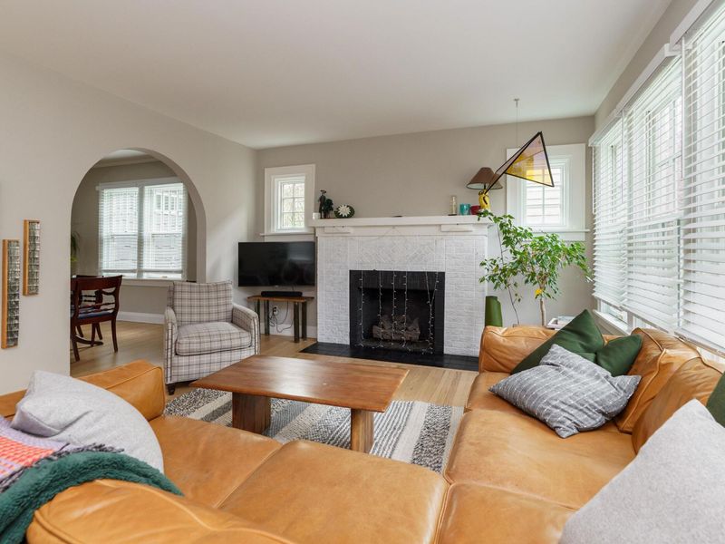 357 Fallis Road , Columbus, OH 43214 Photo 4