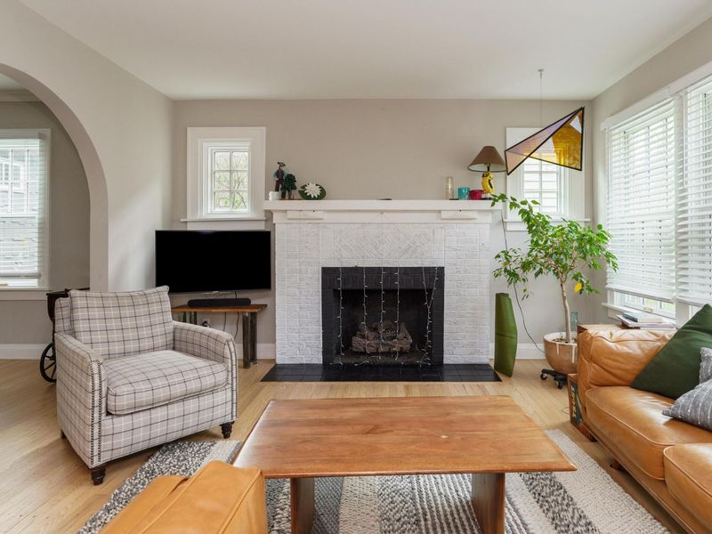 357 Fallis Road , Columbus, OH 43214 Photo 5