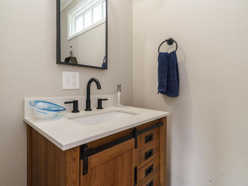 357 Fallis Road , Columbus, OH 43214 Photo 8