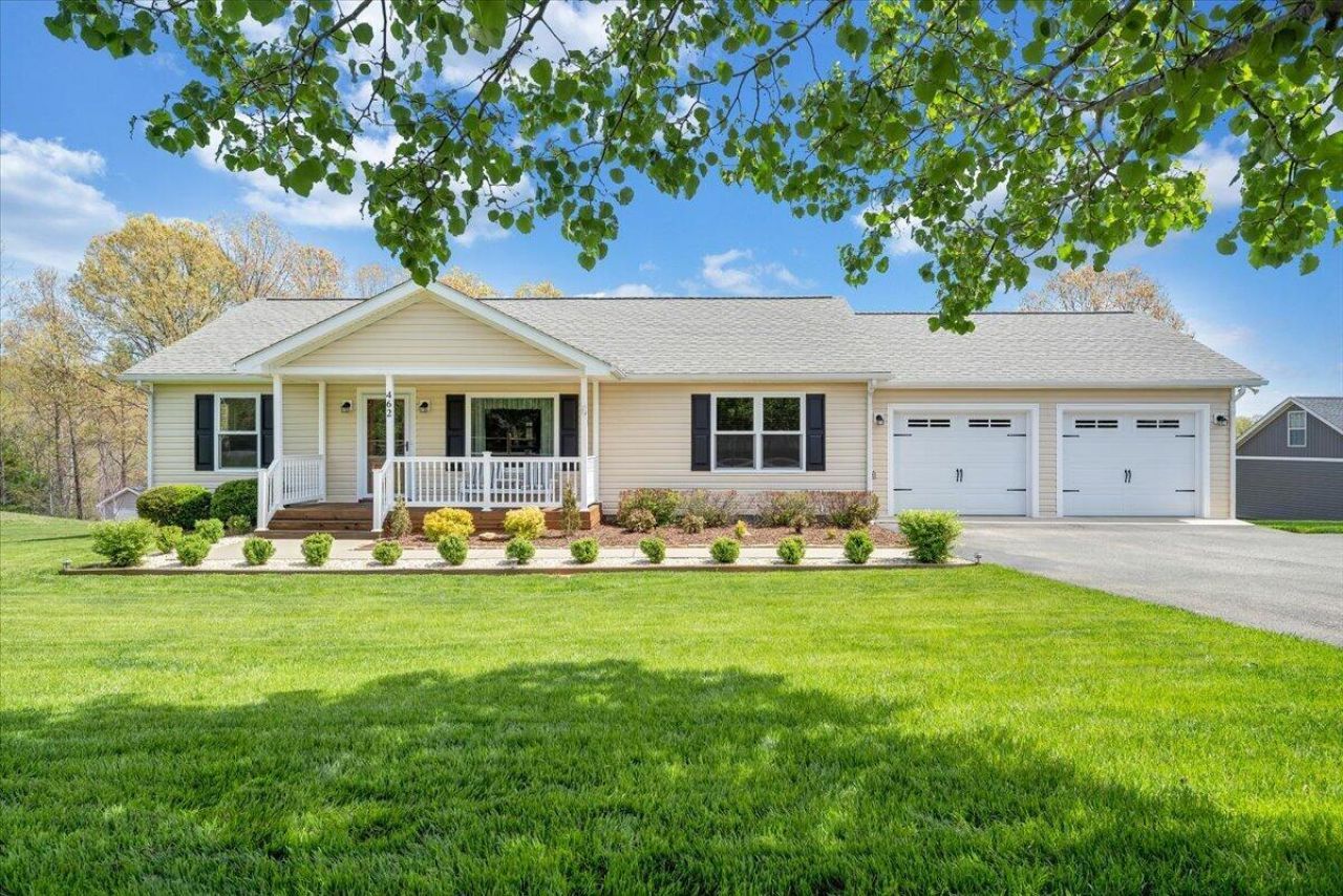 462 Gilford Rd, Wirtz, VA 24184 Main Photo