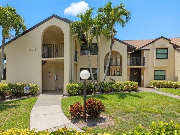 8411 Charter Club CIR, Unit 1, FORT MYERS, FL 33919