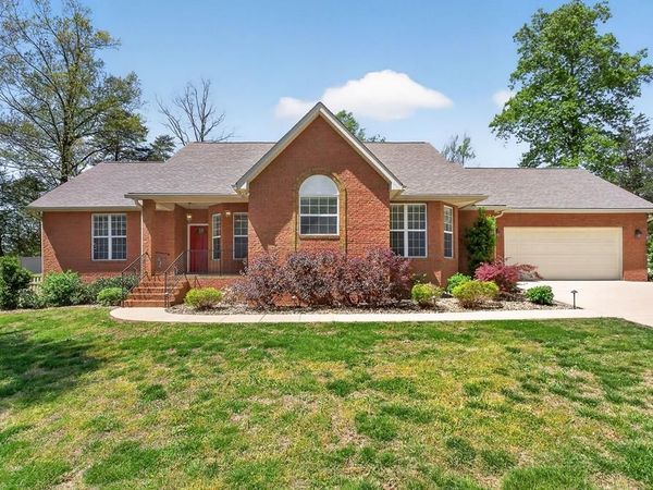 4713 Brookland Court, Cookeville, TN 38506