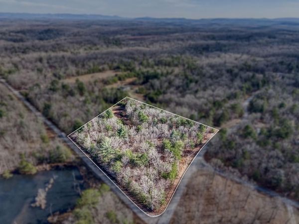 1152 Muddy Branch Rd, Crossville, TN 38571