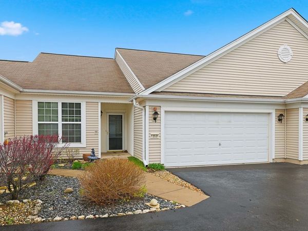 13531 YELLOW PINE Drive , Huntley, IL 60142