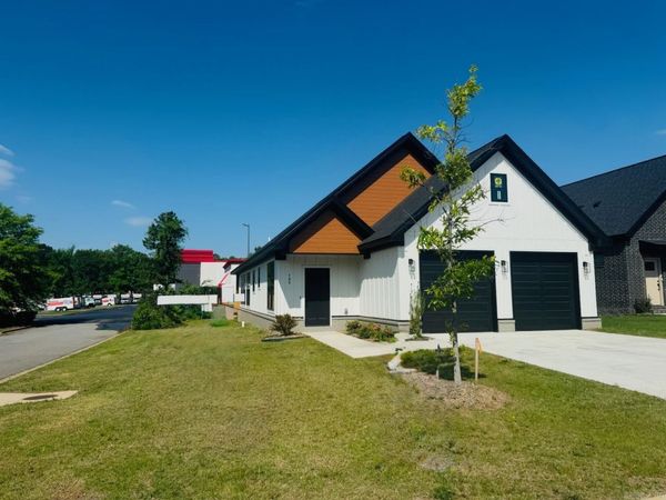 105 Easy Street, Maumelle, AR 72113