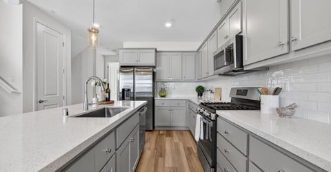 4363 Garonne Walk, Sacramento, CA 95834 Photo