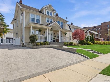 130 Wellington Road Mineola, NY 11501