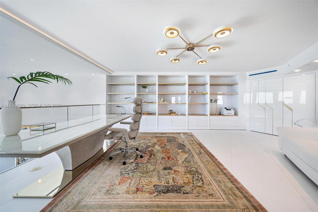 300 S Pointe Dr, Unit PH-5, Miami Beach, FL 33139 Photo