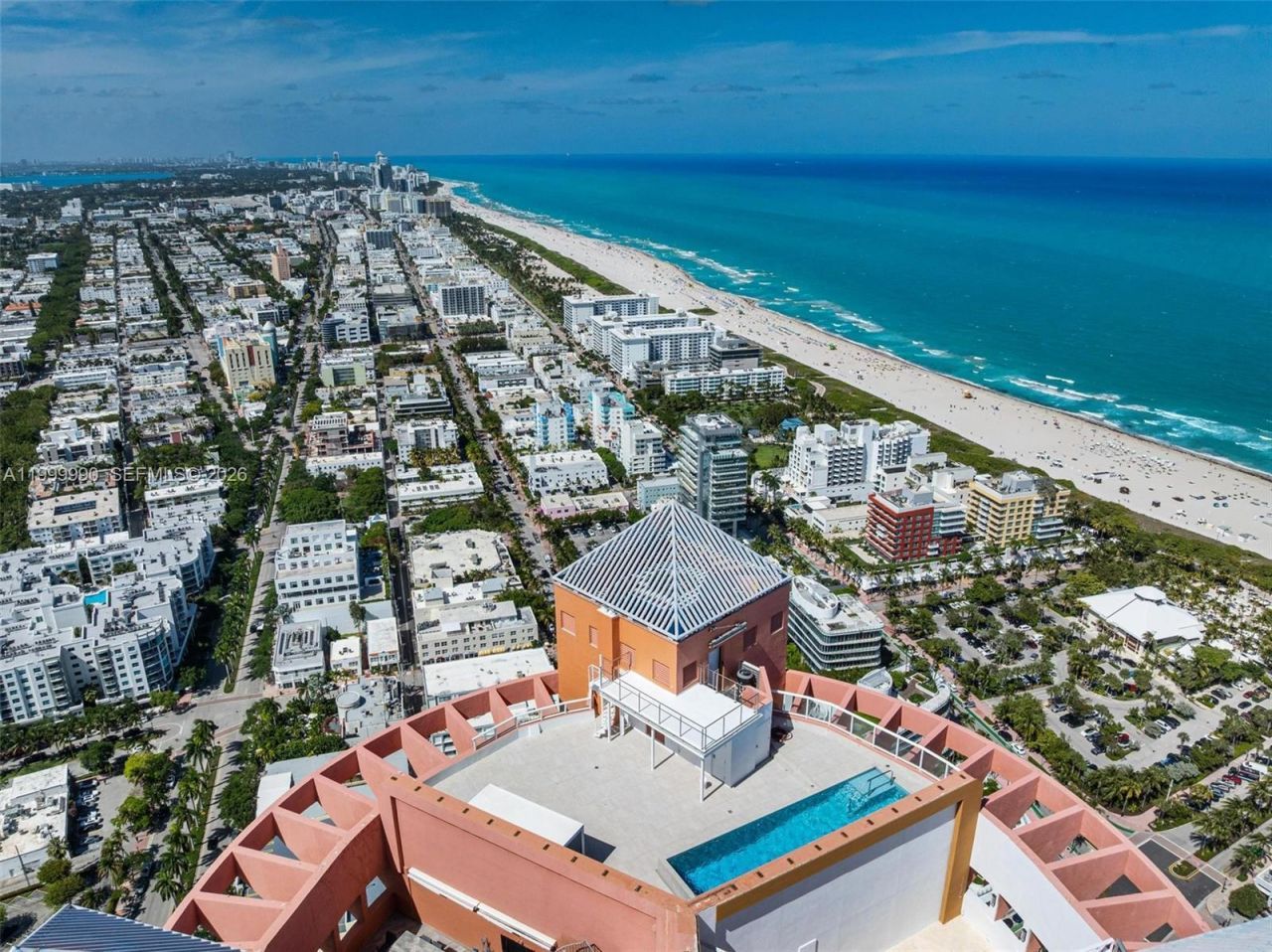 300 S Pointe Dr, Unit PH-5, Miami Beach, FL 33139 Photo