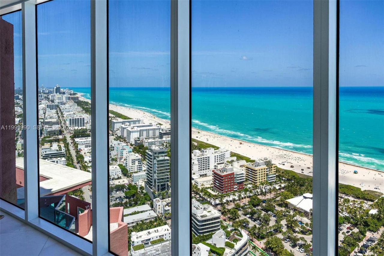 300 S Pointe Dr, Unit PH-5, Miami Beach, FL 33139 Photo