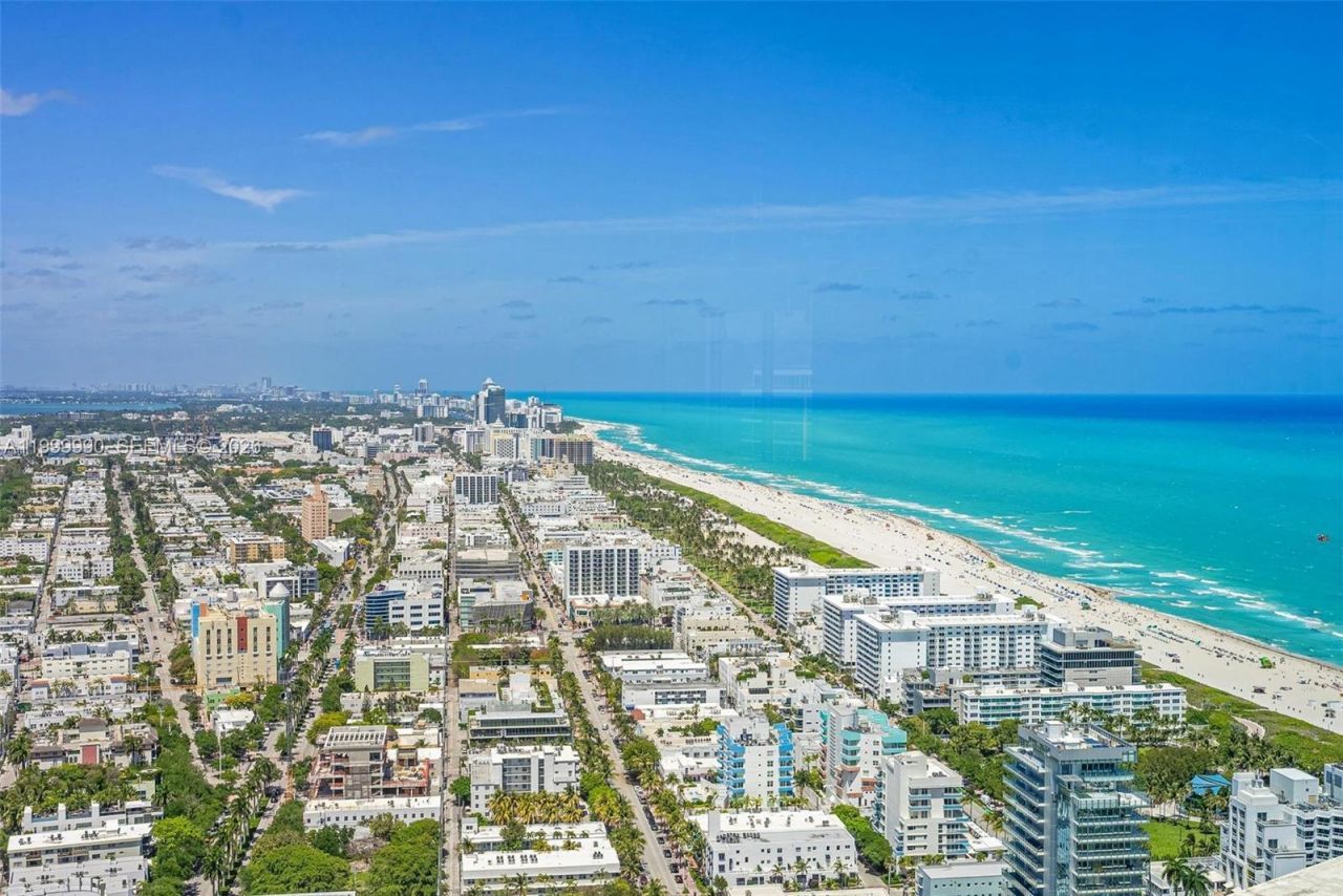 300 S Pointe Dr, Unit PH-5, Miami Beach, FL 33139 Photo