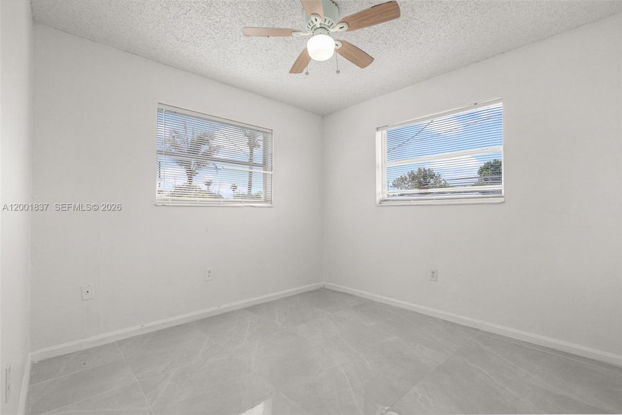 7491 Hope St, Hollywood, FL 33024 Photo