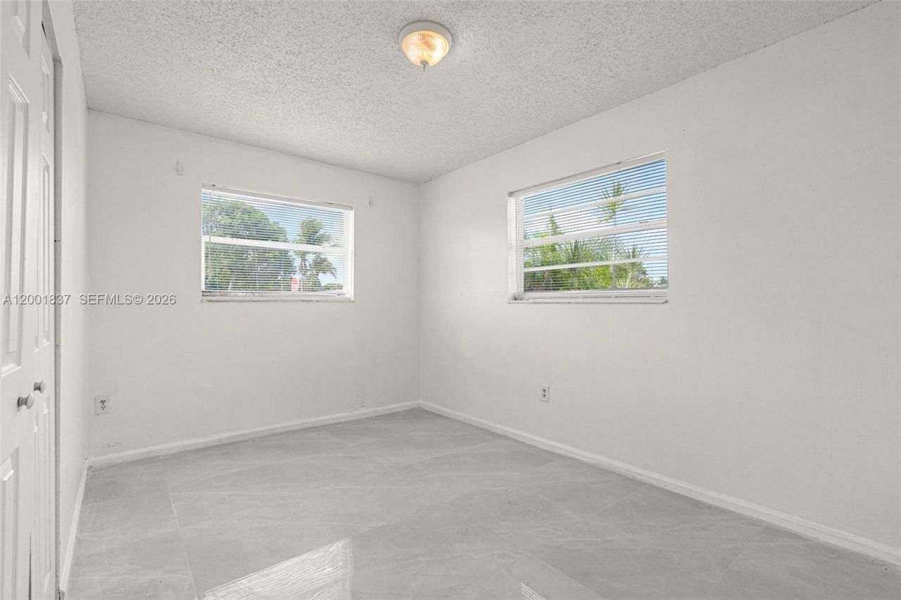 7491 Hope St, Hollywood, FL 33024 Photo