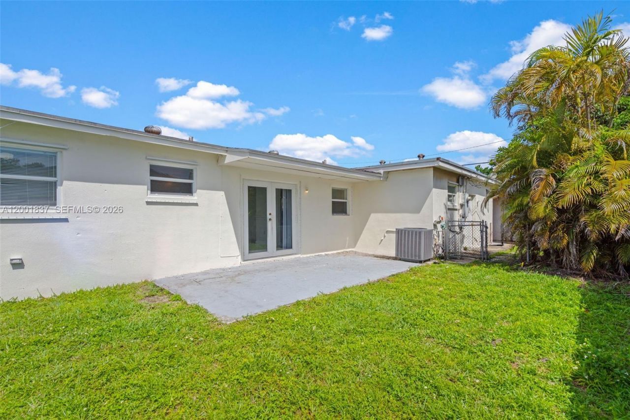 7491 Hope St, Hollywood, FL 33024 Photo