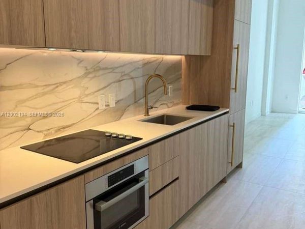 77 SE 5th street, Unit 1011, Miami, FL 33131