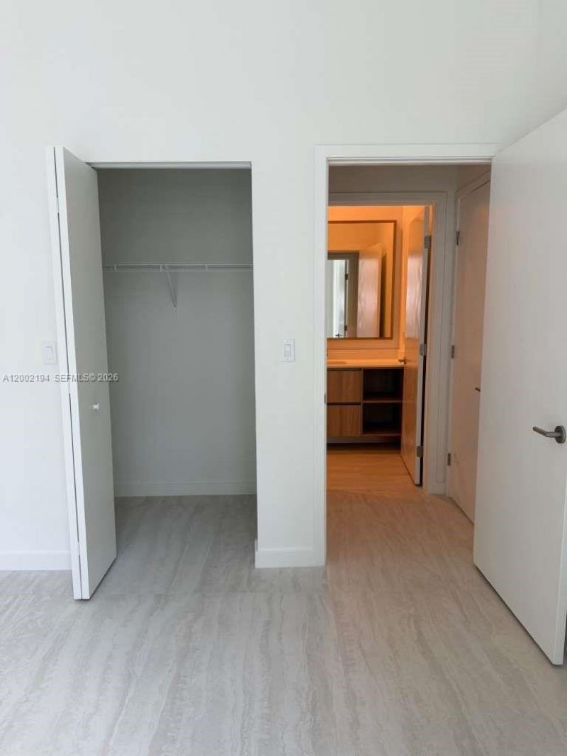 77 SE 5th Street, Unit 1011, Miami, FL 33131 Photo
