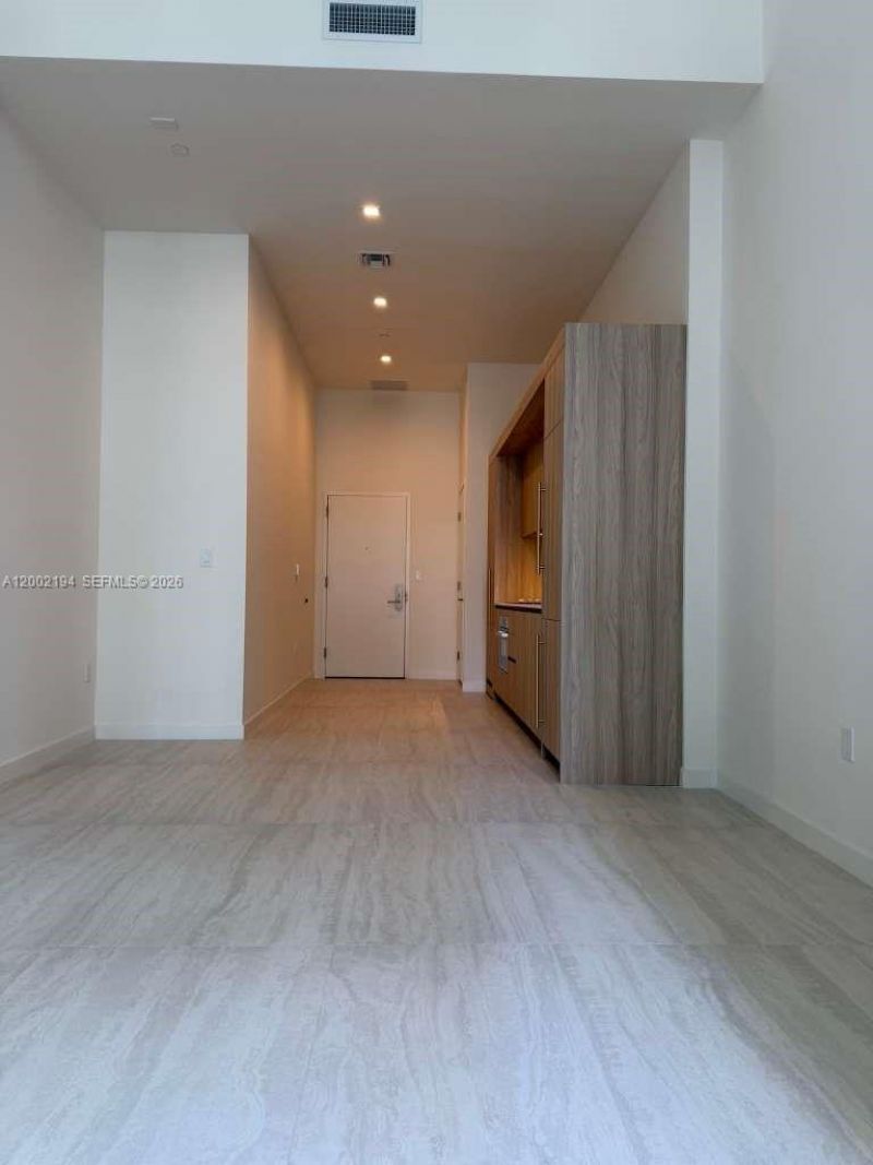 77 SE 5th Street, Unit 1011, Miami, FL 33131 Photo