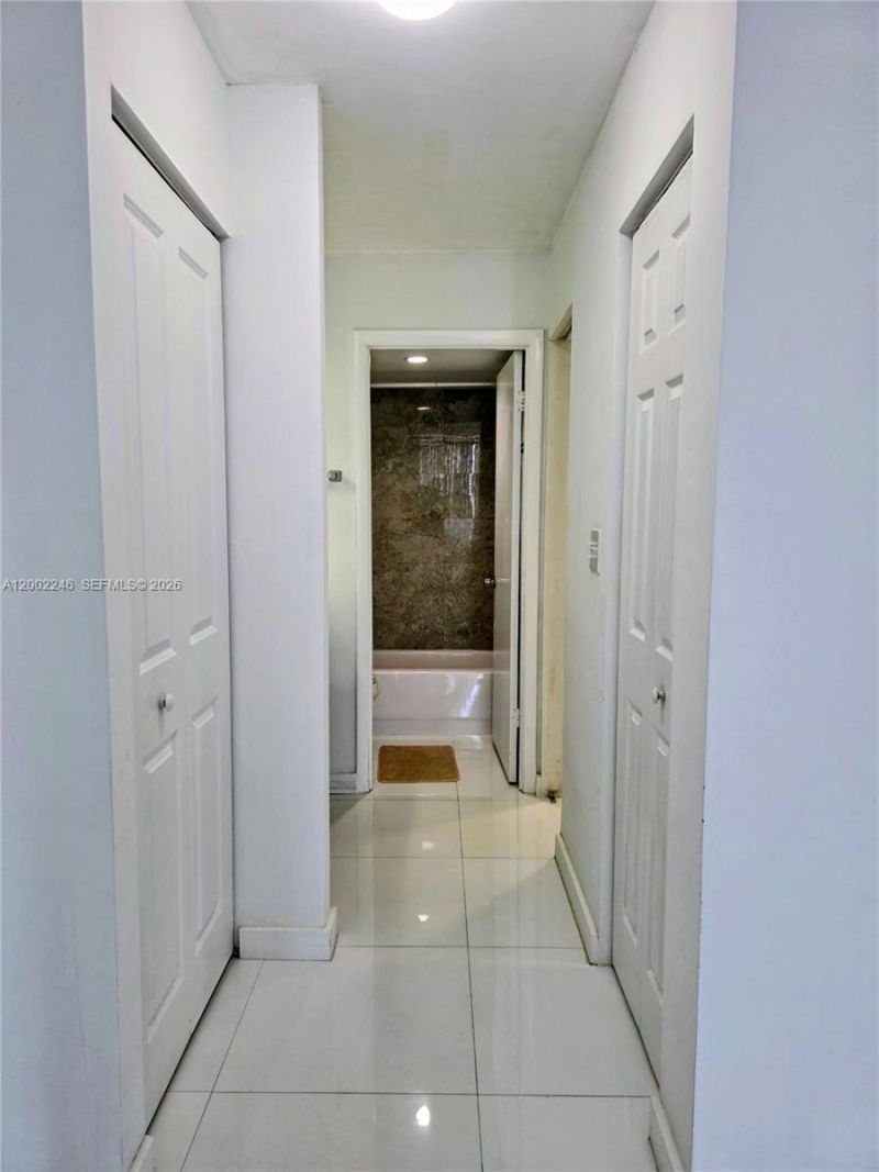 1200 NE Miami Gardens Dr, Unit 1003W, Miami, FL 33179 Photo