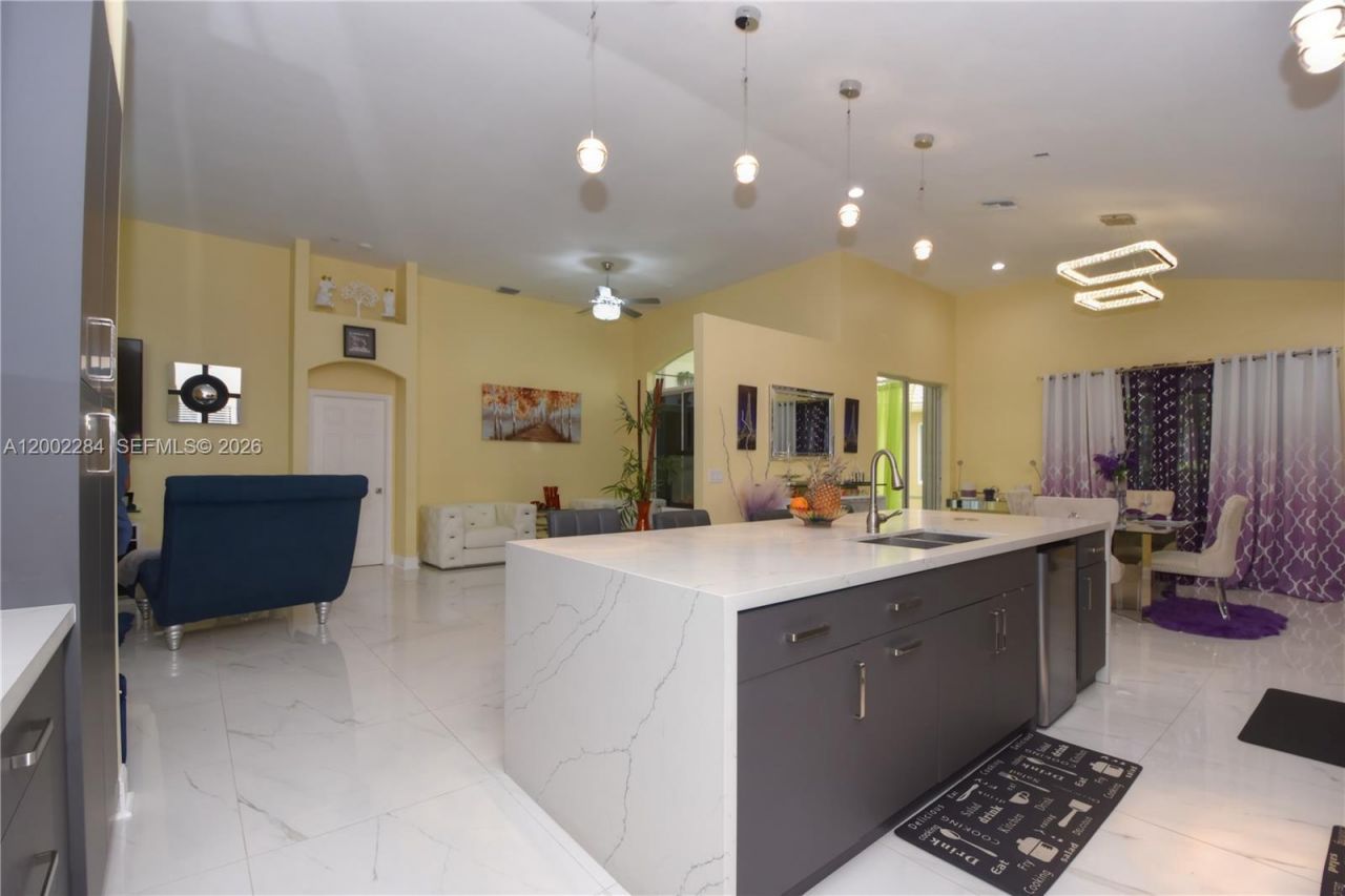 8733 NW 76th Dr , Tamarac, FL 33321 Photo