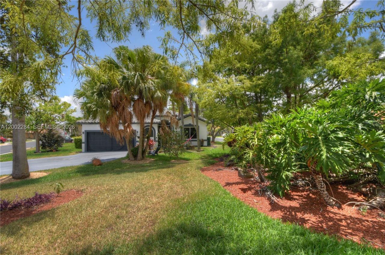 8733 NW 76th Dr , Tamarac, FL 33321 Photo