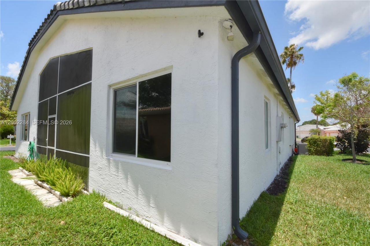 8733 NW 76th Dr , Tamarac, FL 33321 Photo