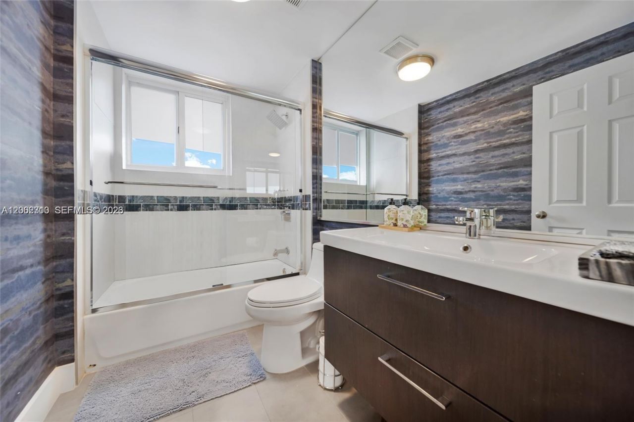 3531 SW 1st Ave, Unit ., Miami, FL 33145 Photo