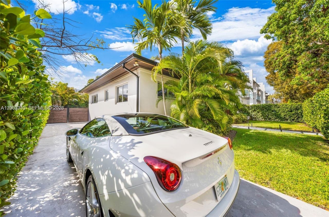 3531 SW 1st Ave, Unit ., Miami, FL 33145 Photo