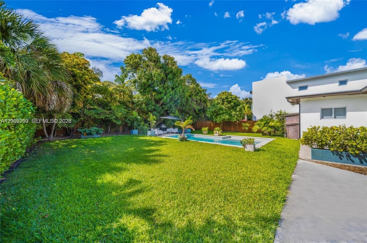 3531 SW 1st Ave, Unit ., Miami, FL 33145 Photo